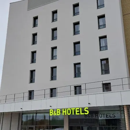 Valmy Toison D'or Hotel