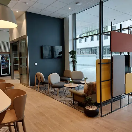 Valmy Toison D'or ホテル