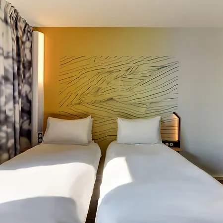 Valmy Toison D'or 3* דיז'ון