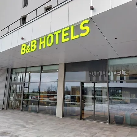 Hotel Valmy Toison D'or 3*