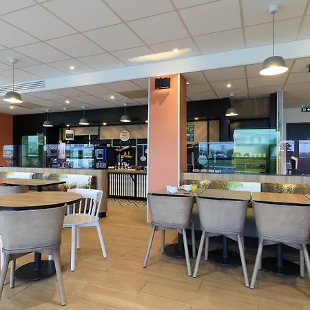 Hotel Valmy Toison D'or
