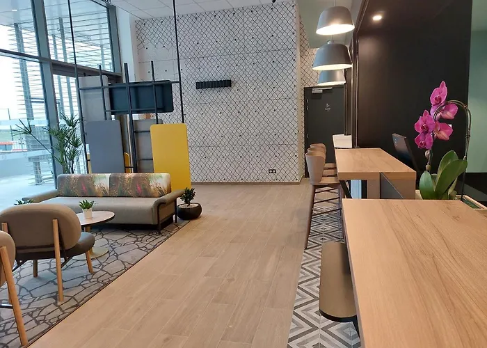 Hotell Valmy Toison D'or Dijon