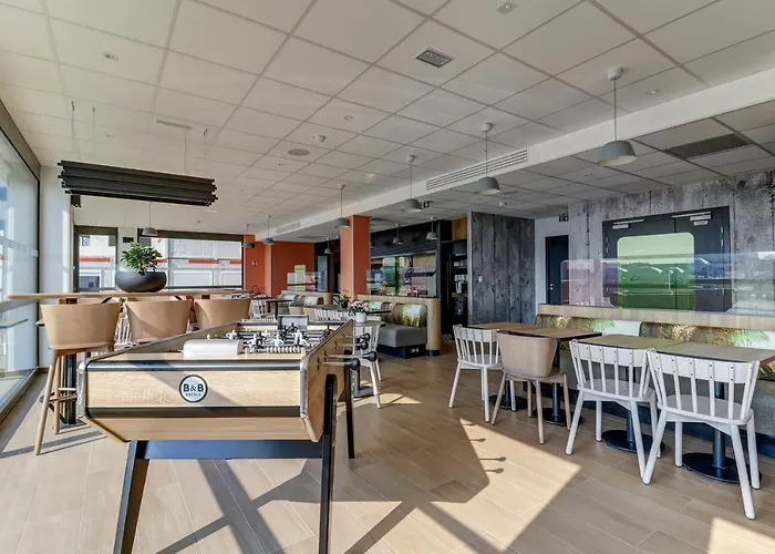 Hotel Valmy Toison D'or