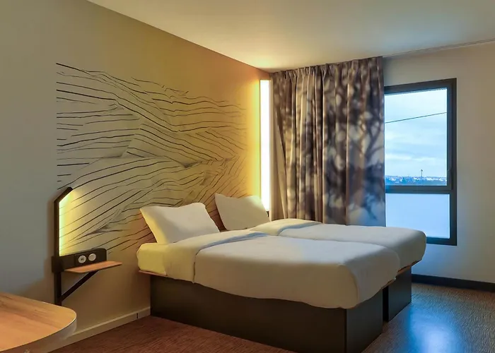 Hotel Valmy Toison D'or Dijon