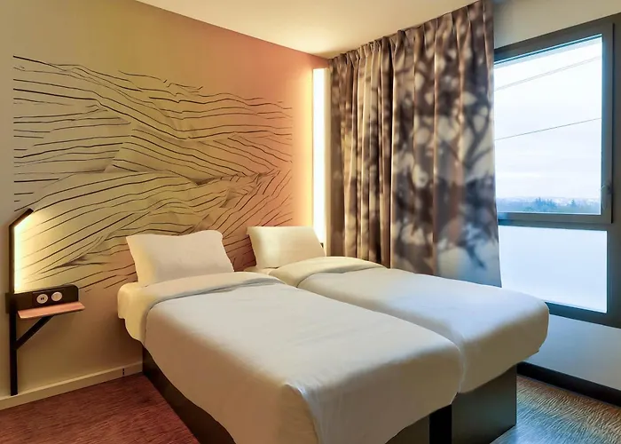 Hotel Valmy Toison D'or