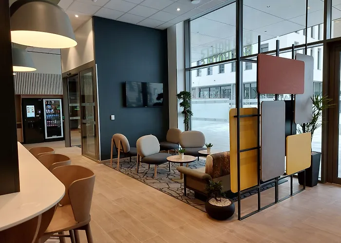 Valmy Toison D'or Hotel