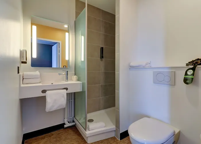 Valmy Toison D'or Hotel