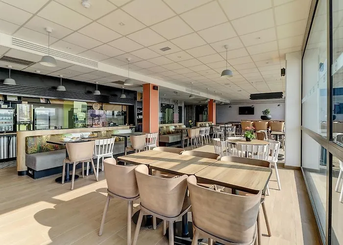 Valmy Toison D'or Hotel 3*